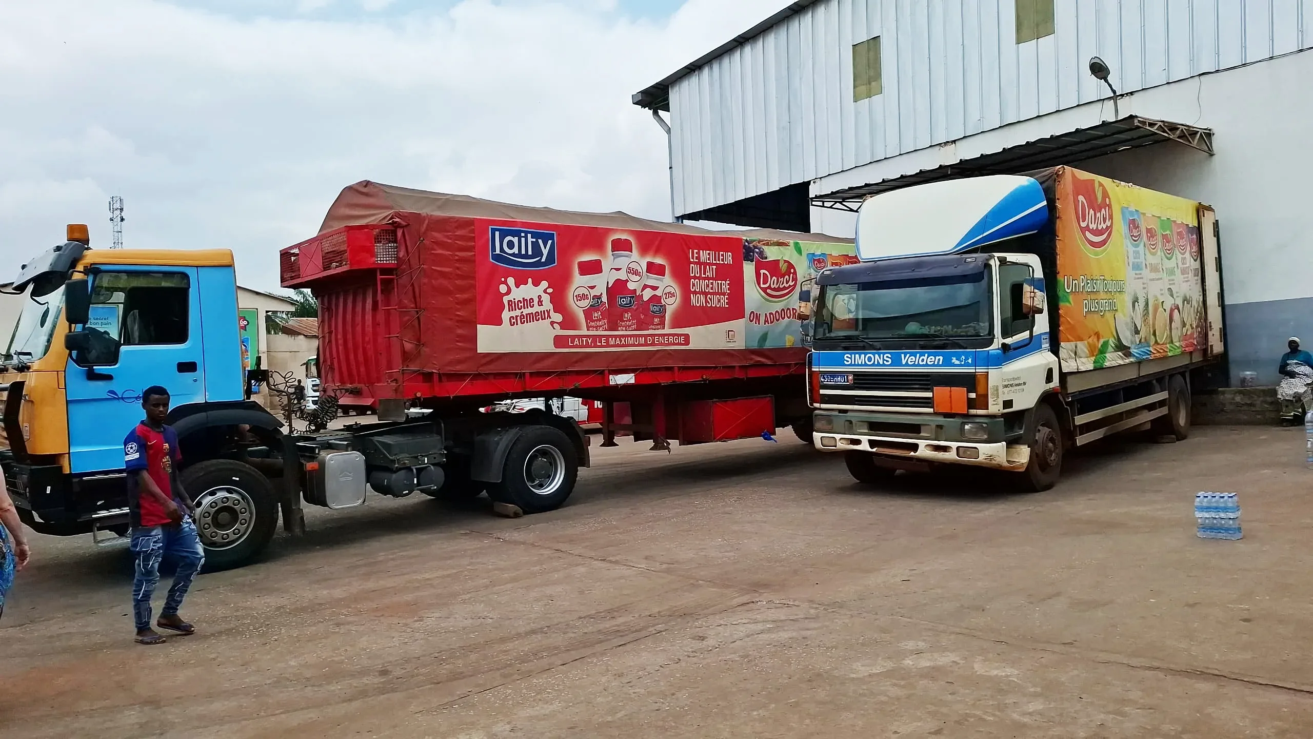 Camions de distribution DM Afrique